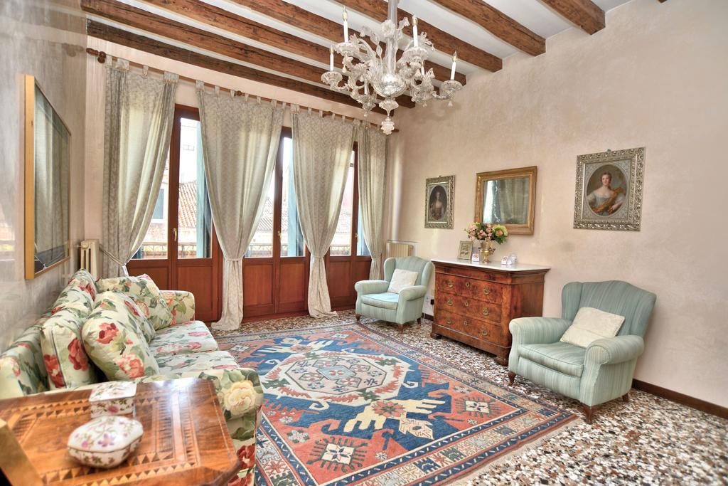 Biennale Apt Balcony Lägenhet Venedig Exteriör bild