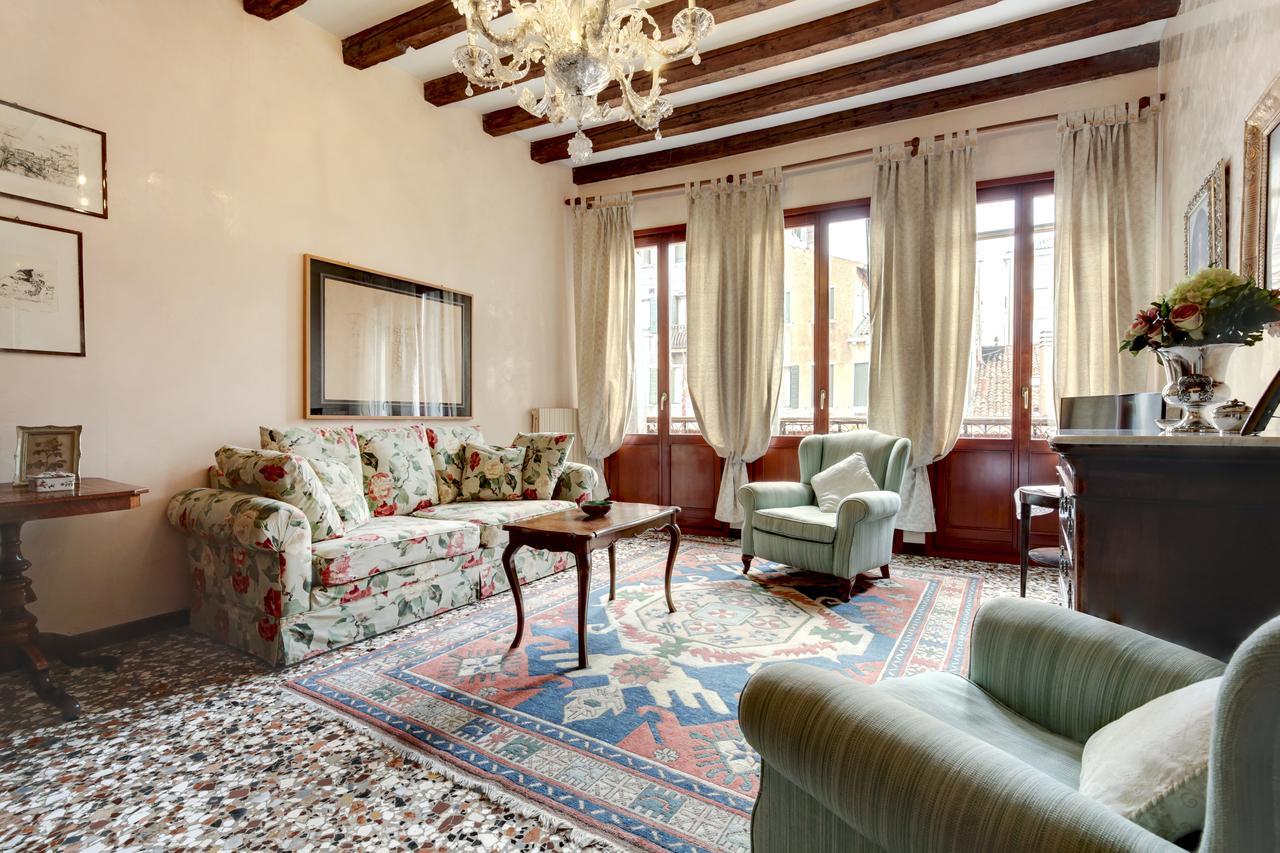 Biennale Apt Balcony Lägenhet Venedig Exteriör bild