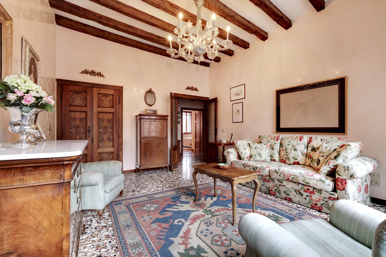 Biennale Apt Balcony Lägenhet Venedig Exteriör bild