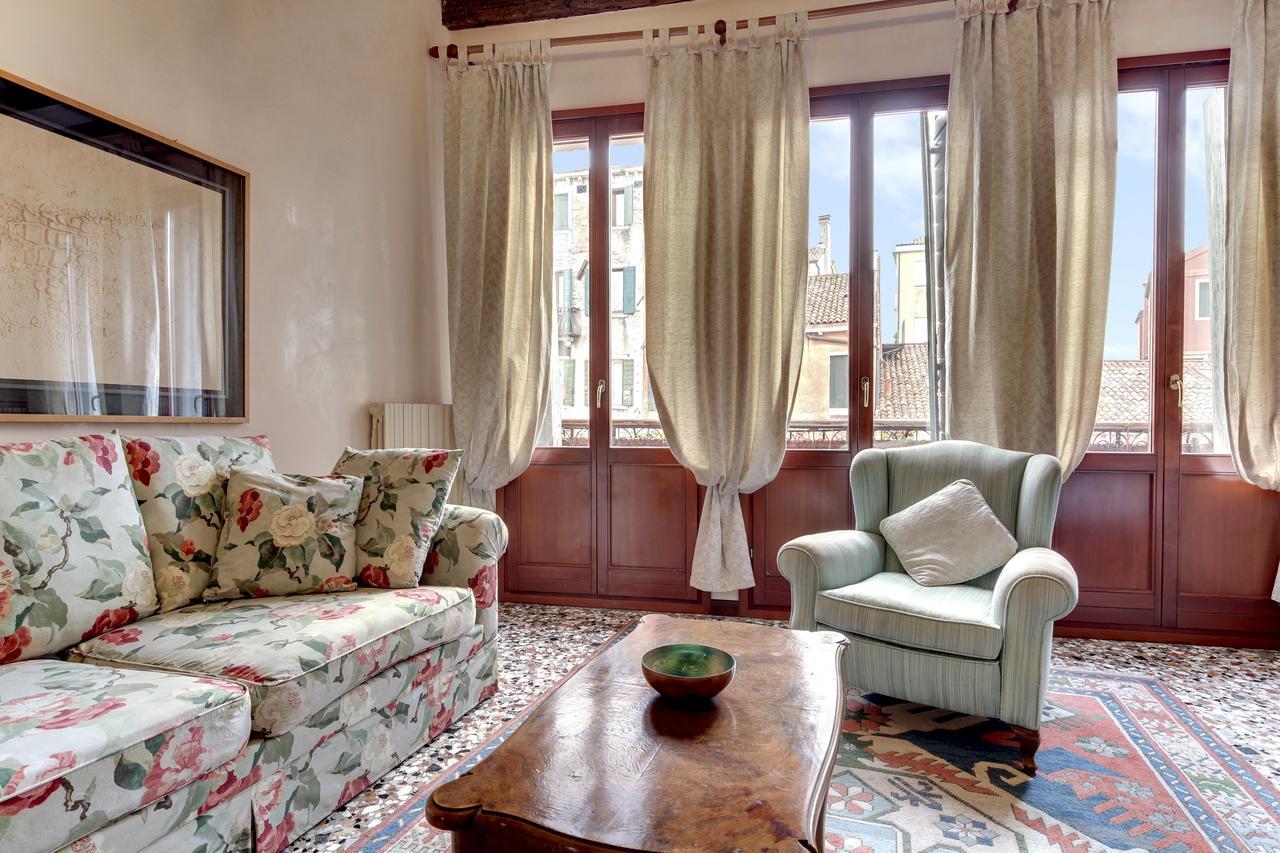 Biennale Apt Balcony Lägenhet Venedig Exteriör bild